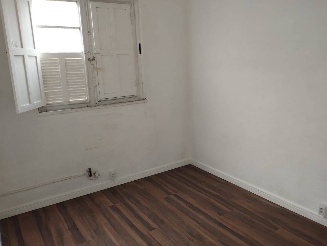 Apartamento à venda e aluguel com 2 quartos, 70m² - Foto 4