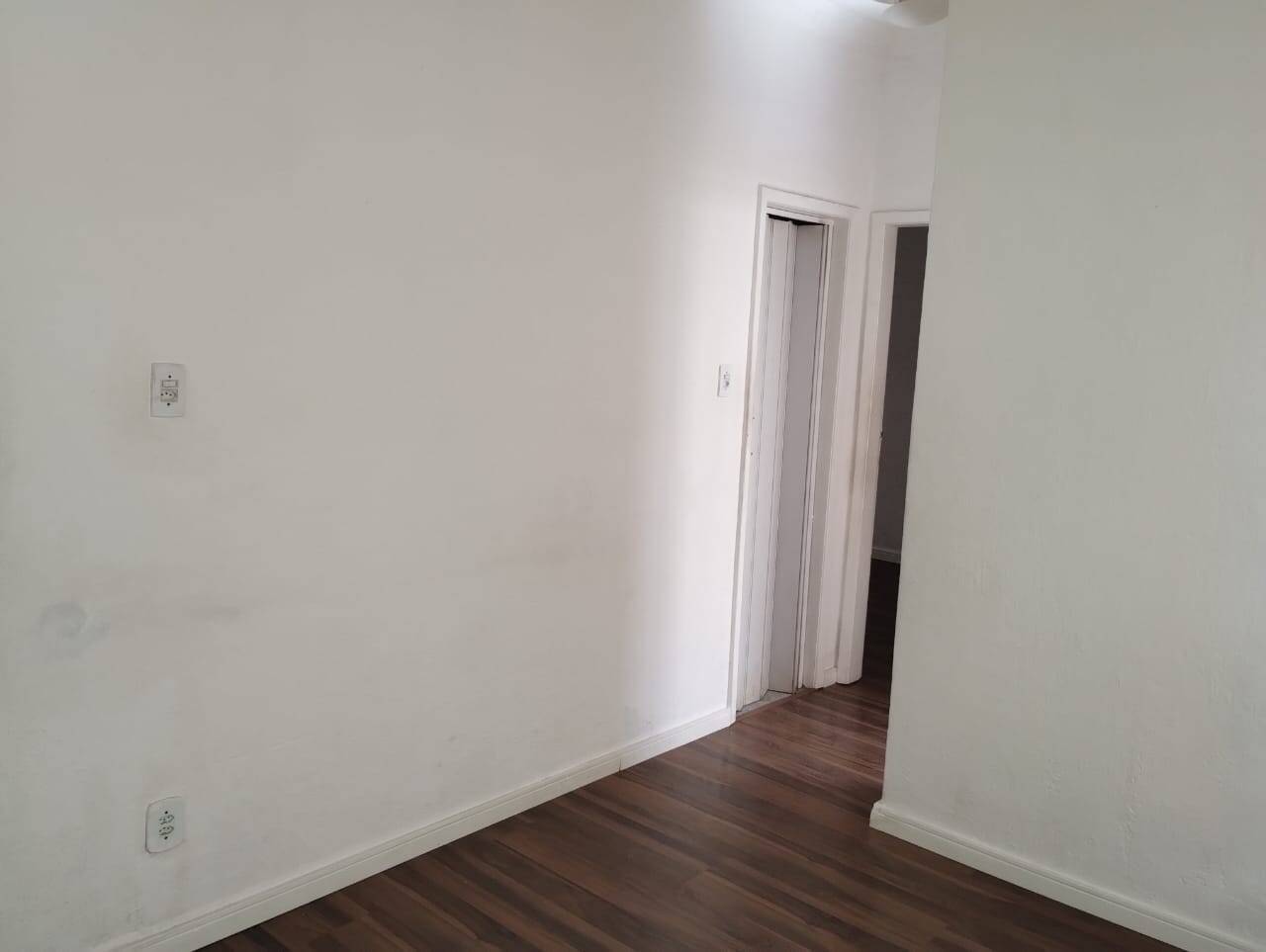 Apartamento à venda e aluguel com 2 quartos, 70m² - Foto 29