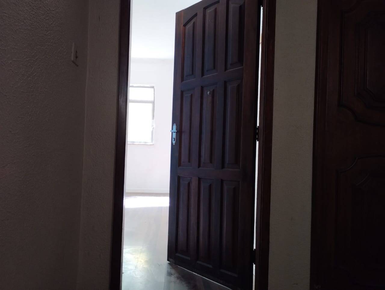 Apartamento à venda e aluguel com 2 quartos, 70m² - Foto 31