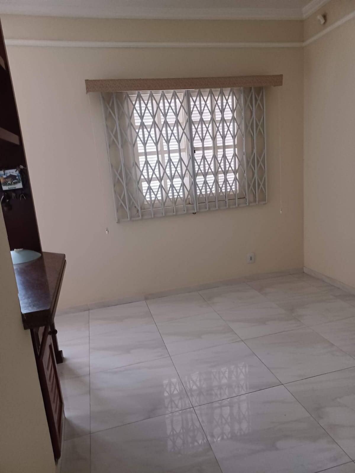 Casa à venda com 3 quartos, 330m² - Foto 56