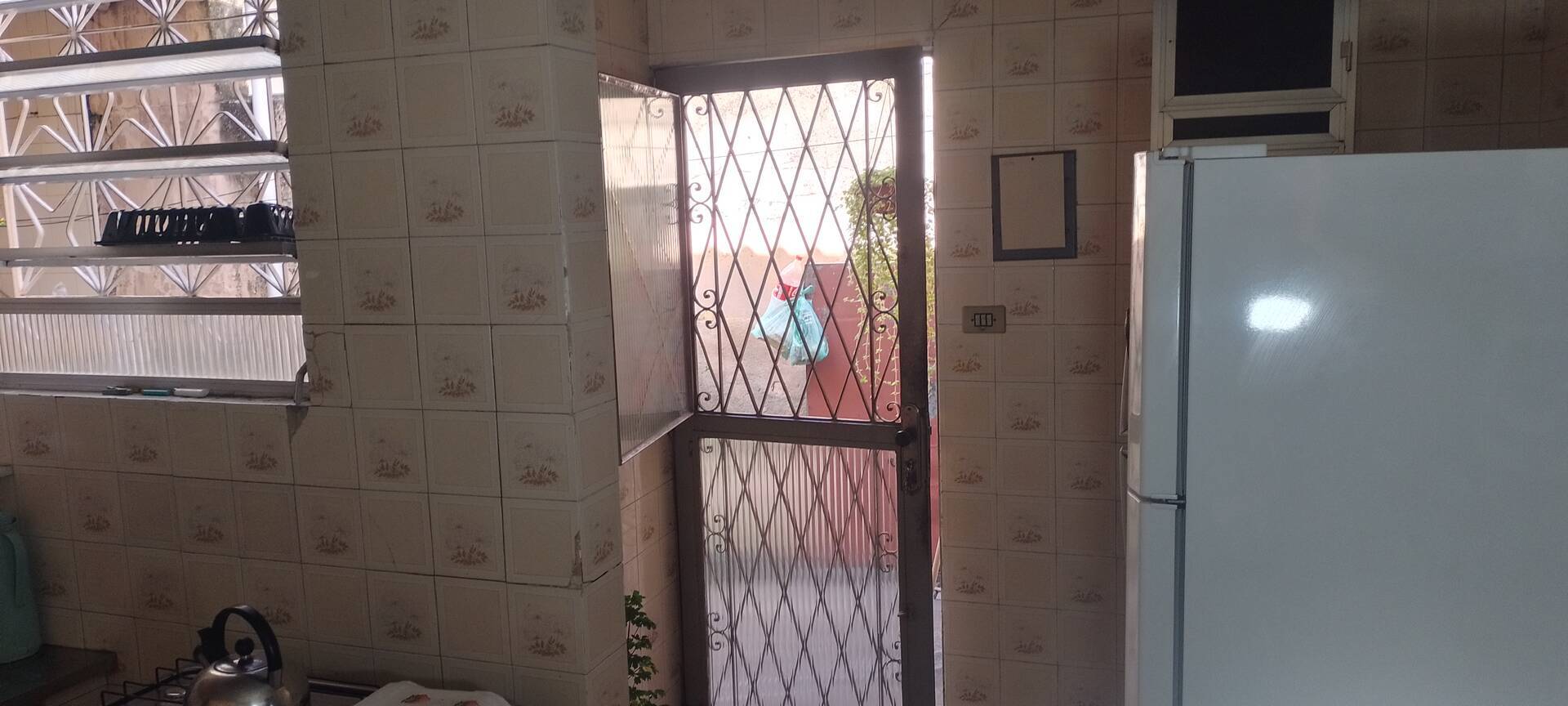 Casa à venda com 2 quartos, 140m² - Foto 25