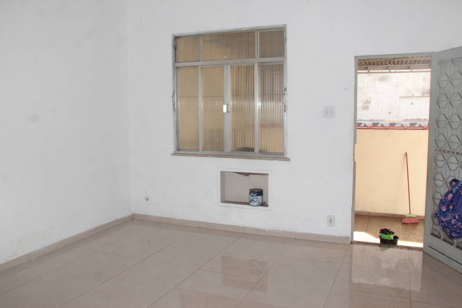 Casa à venda com 2 quartos, 80m² - Foto 2